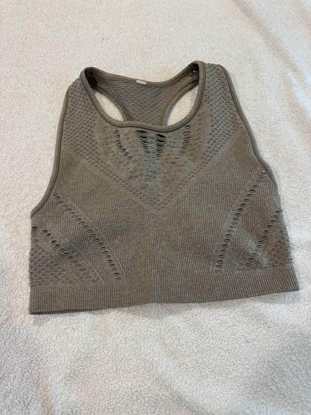 ALO -Seamless Racerback Crop Top size small ( no size tag )
